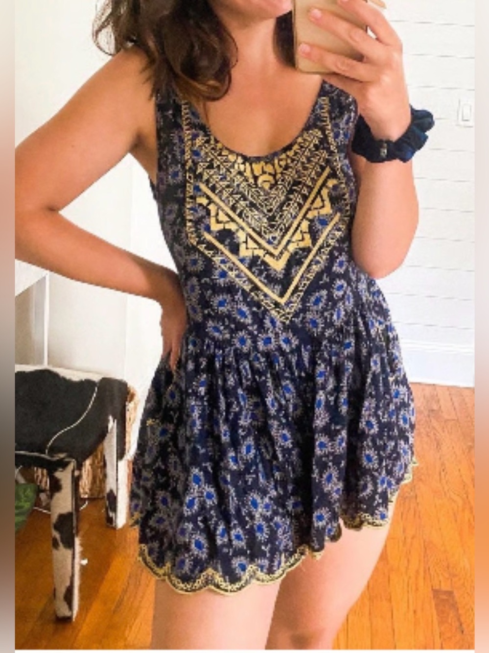 SUN N SHADOW | Embroidered Romper sz M